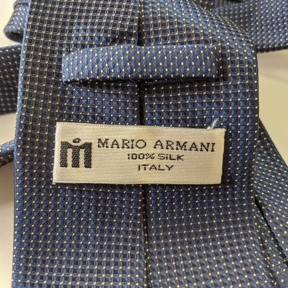 Mario Armani - Picture 3 of 4